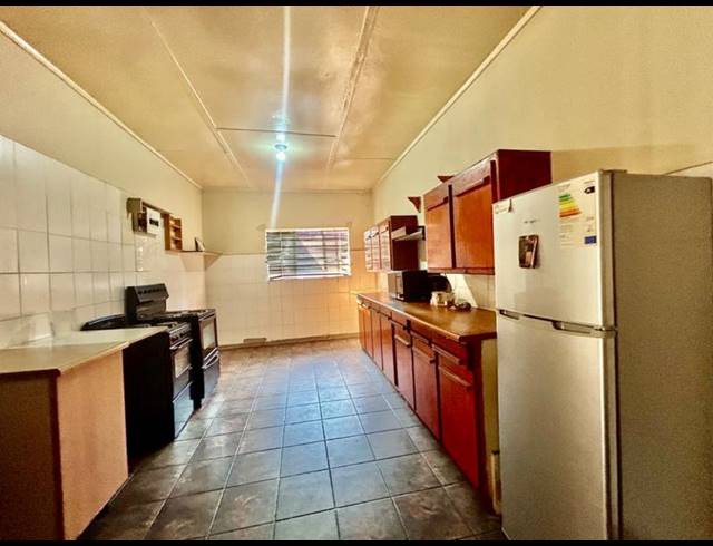 3 BEDROOM HOUSE FOR SALE IN VANDERBIJLPARK CW 2